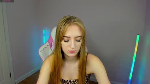 Snapshot of stacy_riiver chatting on 4, 2, 2025 Stacy Mon Tue Wed Thu Fri Sun GMT GMT 3 1000am - 0400pm  online show from 4, 2, 2025