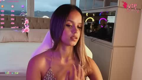 Stacy Tyler online show from 19, 5, 2026