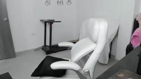 Zulma Yisset online show from 6, 4, 2026