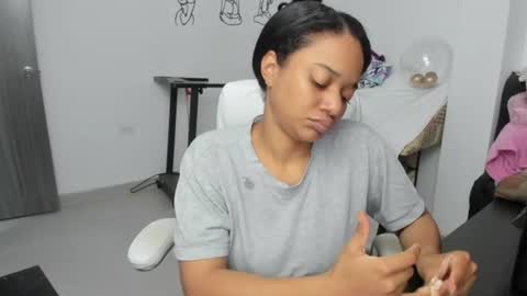Snapshot of stacy_woods chatting on 12, 7, 2026 Zulma Yisset online show from 12, 7, 2026