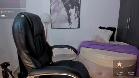 Stacy Conner online show from 24, 1, 2025