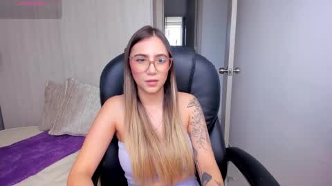 Stacy Conner online show from 19, 9, 2025