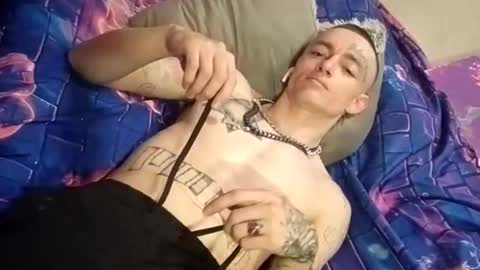 Straightupdownbad online show from 2, 3, 2026