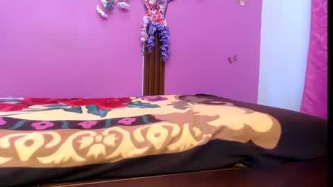 alejandra online show from 3, 7, 2026