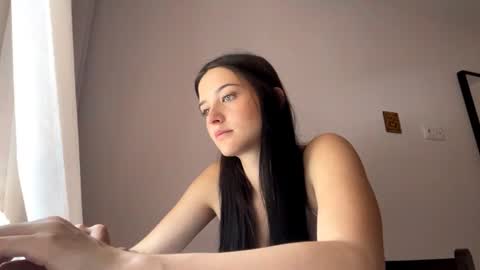Lola online show from 22, 6, 2026