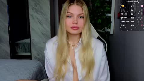 Caroline online show from 22, 5, 2026