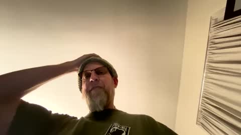 Snapshot of steel259373 chatting on 10, 12, 2024 steel259373 online show from 10, 12, 2024