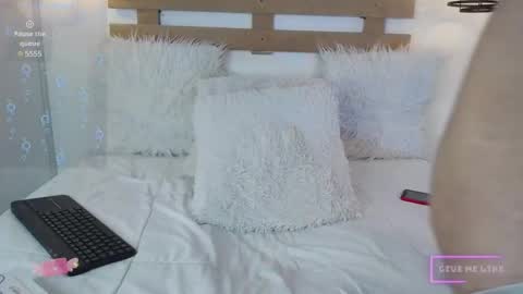 Steev online show from 4, 3, 2025