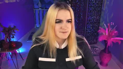 stef_nicks online show from 3, 10, 2025