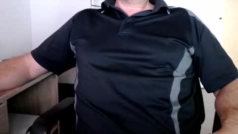 Snapshot of stefan2580 chatting on 5, 12, 2025 Stefan online show from 5, 12, 2025