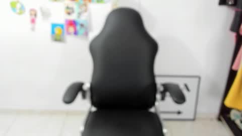 Snapshot of stefan_litleee chatting on 21, 2, 2025 julieth-cancer online show from 21, 2, 2025