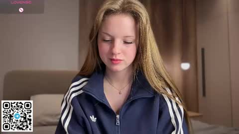 Snapshot of steffi_meoww chatting on 30, 4, 2026 STEFI Streams every day from 10 PM GTM1 online show from 30, 4, 2026