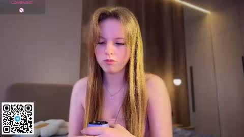 Snapshot of steffi_meoww chatting on 21, 5, 2026 STEFI Streams every day from 10 PM GTM1 online show from 21, 5, 2026