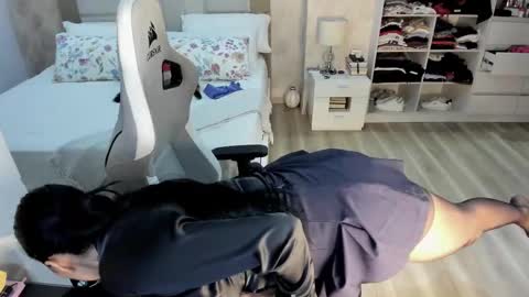 Zuly online show from 1, 2, 2026