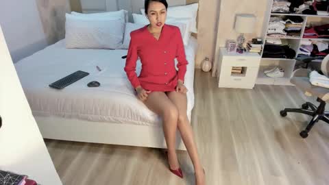 Zuly online show from 4, 3, 2026