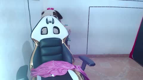 Snapshot of stefializon70 chatting on 21, 10, 2025 StefiAlizon online show from 21, 10, 2025