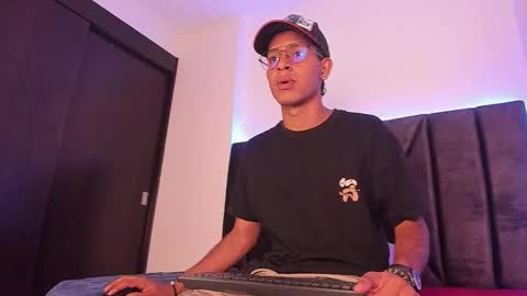 Snapshot of stella_drake chatting on 7, 2, 2026 Drake online show from 7, 2, 2026