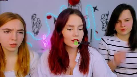 Snapshot of stella_flower chatting on 23, 2, 2026 stella_flower online show from 23, 2, 2026