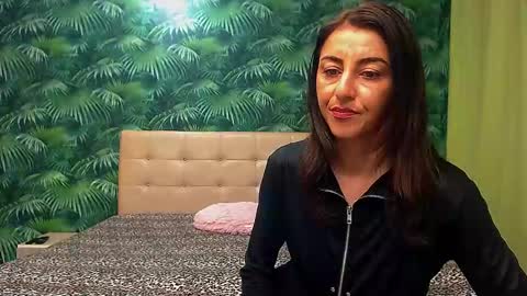 Stella John online show from 6, 2, 2025