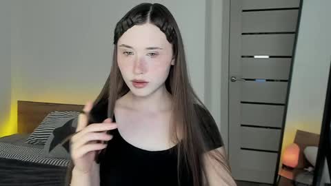 stella_sunny online show from 12, 5, 2026