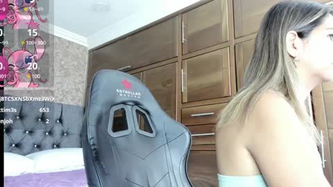 Estella online show from 3, 1, 2025