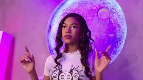 S T E L L A online show from 25, 9, 2025