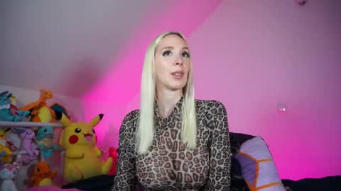 StellaCinderella online show from 19, 10, 2025