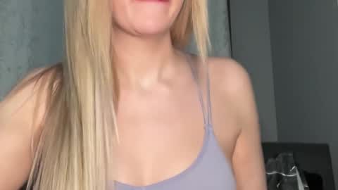 Snapshot of stellacummings chatting on 21, 2, 2026 Stella Bella online show from 21, 2, 2026