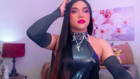 CALL ME STELLA online show from 27, 10, 2025