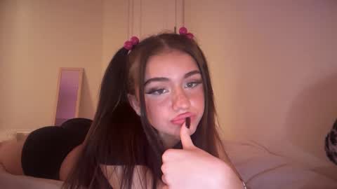 Snapshot of stellapearl chatting on 2, 10, 2025 stellapearl online show from 2, 10, 2025