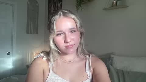 stellaraexox online show from 10, 1, 2025