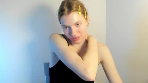 S T E L L A online show from 7, 11, 2025