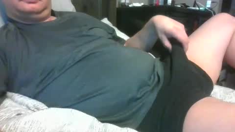 Snapshot of stepdaddy81 chatting on 2, 2, 2025 stepdaddy81 online show from 2, 2, 2025