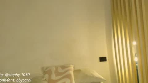 Snapshot of steph_y1030 chatting on 18, 7, 2026 stephany online show from 18, 7, 2026
