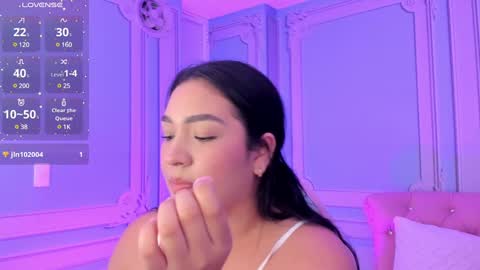 Snapshot of stephania_diamond chatting on 19, 1, 2025         online show from 19, 1, 2025