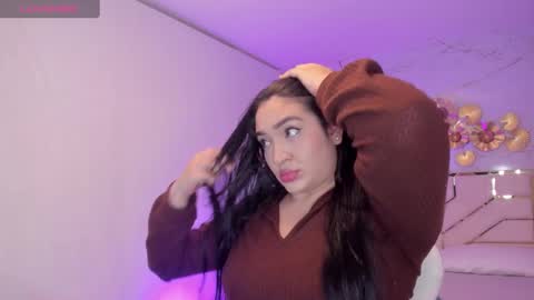 Snapshot of stephania_diamond chatting on 4, 3, 2025         online show from 4, 3, 2025