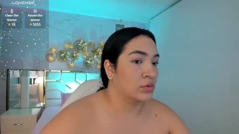 Snapshot of stephania_diamond chatting on 9, 3, 2025         online show from 9, 3, 2025