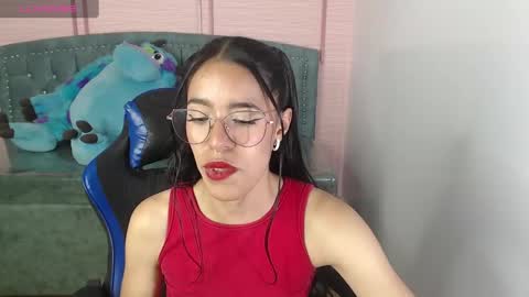 Stephania online show from 21, 2, 2025