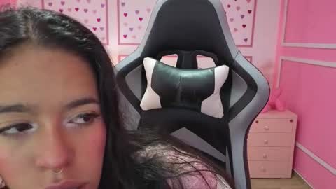 Stephania online show from 16, 9, 2025