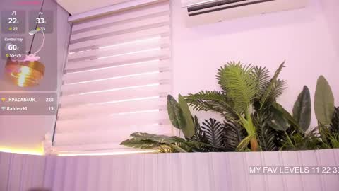 Stephany  online show from 13, 2, 2025