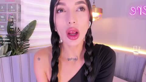 Stephany  online show from 13, 5, 2026