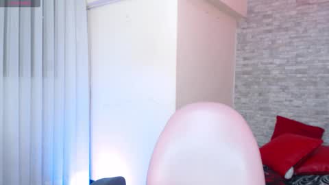 stephany_rodriguez_ online show from 9, 11, 2025