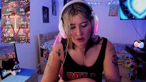 Stephany  independient model  online show from 5, 1, 2025