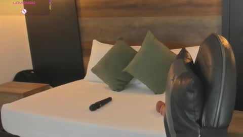 S T E P H A N Y A online show from 19, 3, 2026