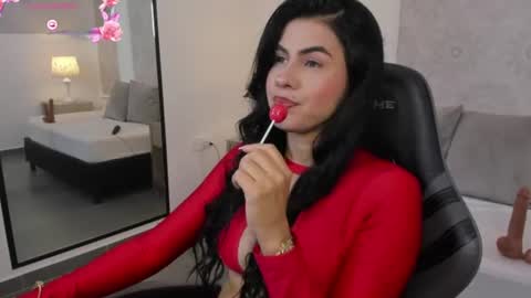Snapshot of stephanya_ chatting on 10, 7, 2026 S T E P H A N Y A online show from 10, 7, 2026