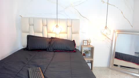 Stefanny online show from 28, 2, 2025