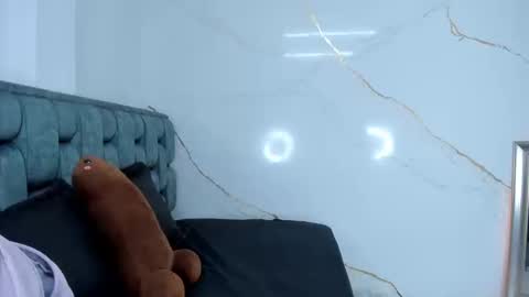 Stefanny online show from 19, 9, 2025