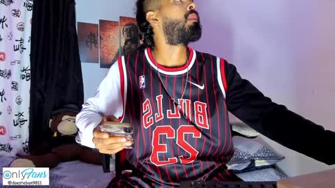 Snapshot of stephenbrown_ chatting on 7, 1, 2025    ................     online show from 7, 1, 2025