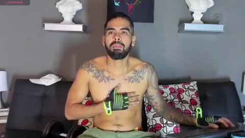 Snapshot of stephenbrown_ chatting on 11, 3, 2025    ................     online show from 11, 3, 2025
