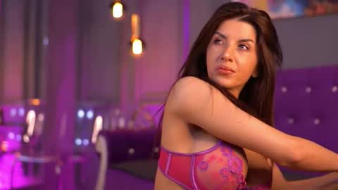 Steph online show from 7, 11, 2025